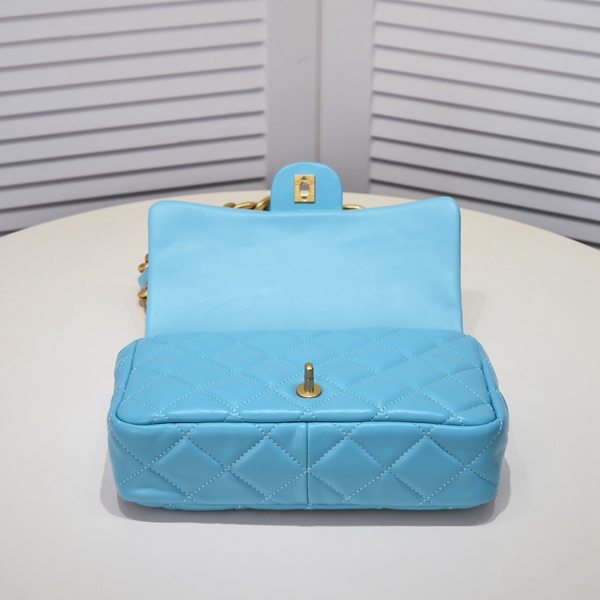 シャネルバッグ内部構造